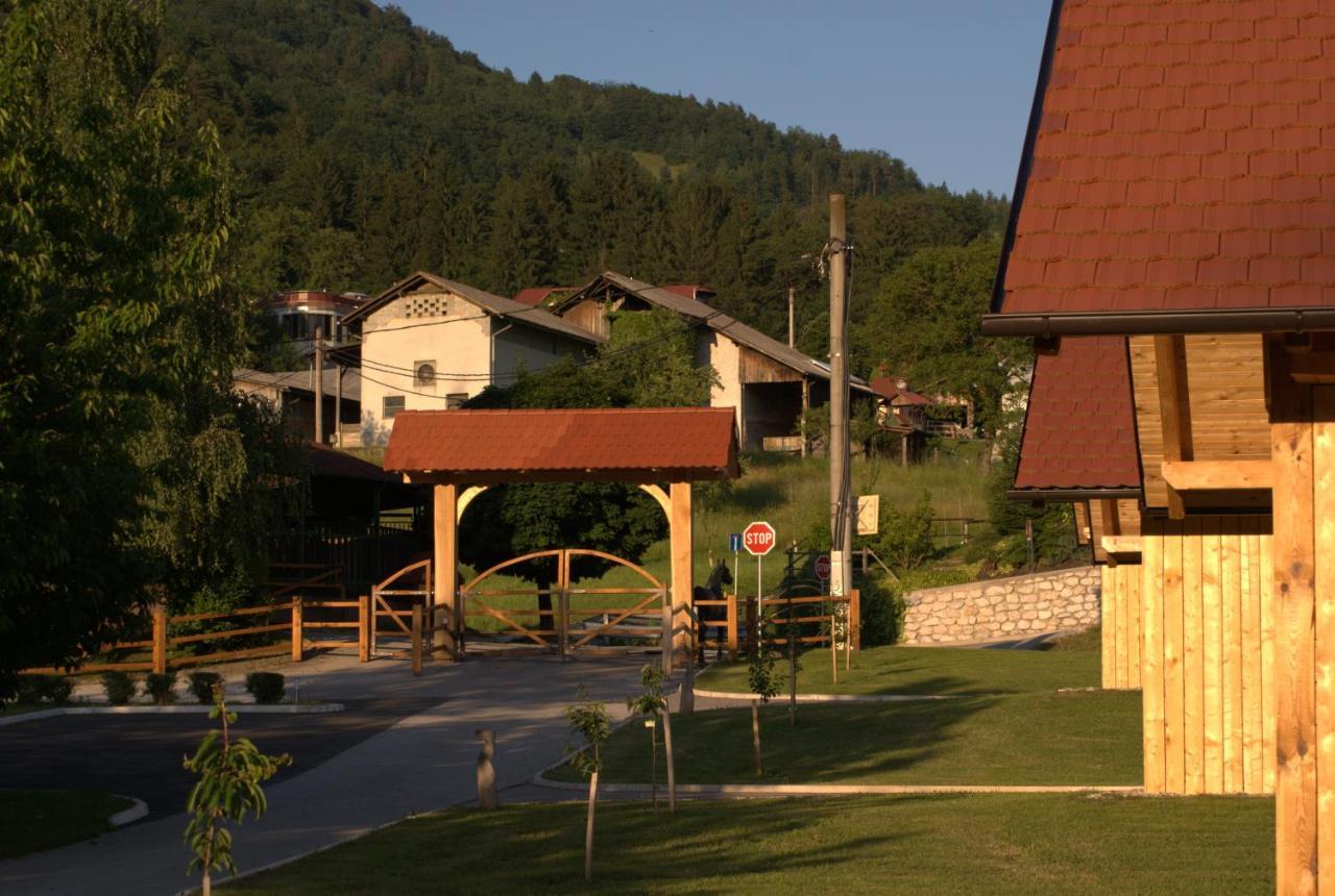 Martinova Izba - Family Bungalows Laško Exterior foto