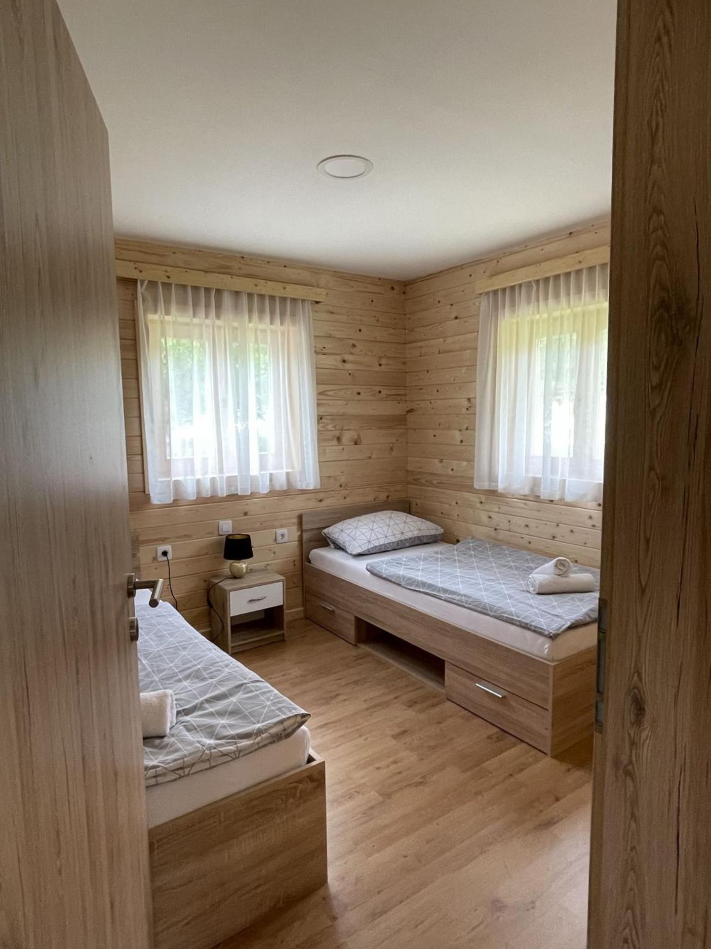 Martinova Izba - Family Bungalows Laško Zimmer foto